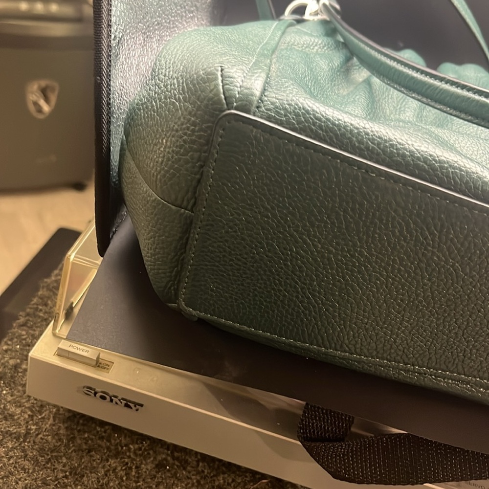 Coach Maya Shoulder Bag Green - Picture 3 of 6